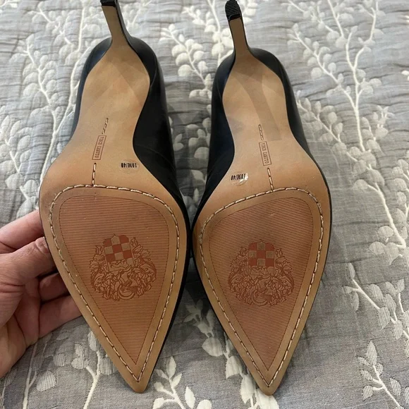 Shoes/ Heels/ Pumps, brand Vince Camuto, size 10, color black - Picture 7 of 15